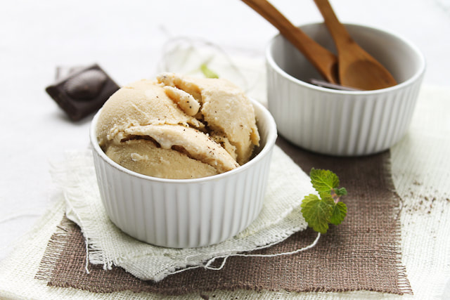 Who is trying this guilt-free chocolate ice cream recipe?